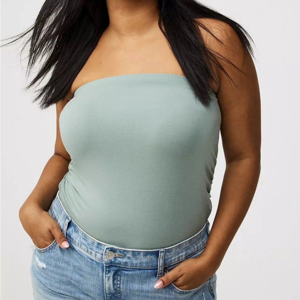 Torrid Foxy Ruched Tube Top Chinois Green Size 2 NWT Strapless